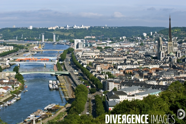 Des villes.Rouen et la Seine