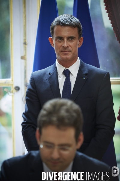 Manuel Valls, PM , matignon