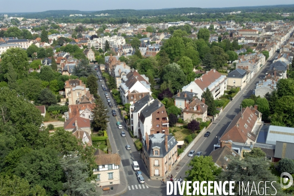 Des villes.Fontainebleau.Vue aerienne