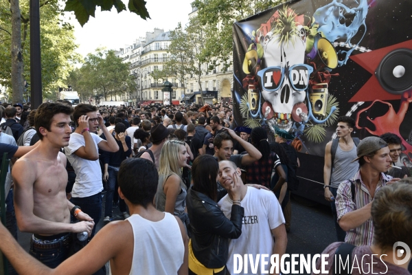 Techno Parade à Paris.