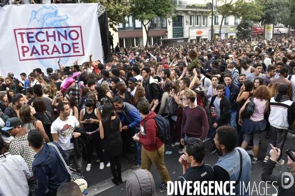 Techno Parade à Paris.