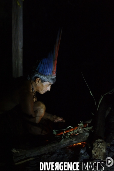 BRESIL Amazonie : Peuple MUNDURUCU du rio Tapajos