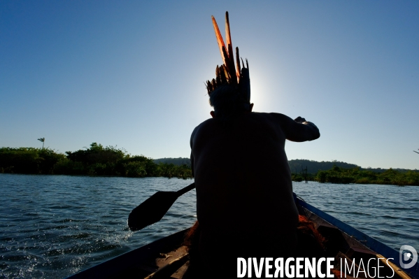 BRESIL Amazonie : Peuple MUNDURUCU du rio Tapajos