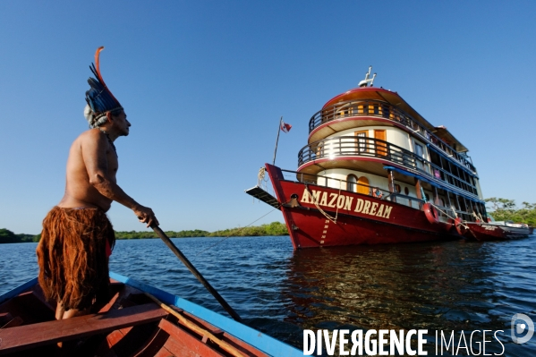 BRESIL Amazonie : Peuple MUNDURUCU du rio Tapajos