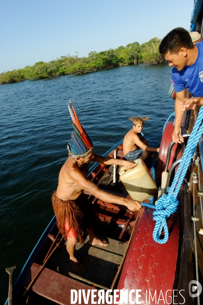 BRESIL Amazonie : Peuple MUNDURUCU du rio Tapajos