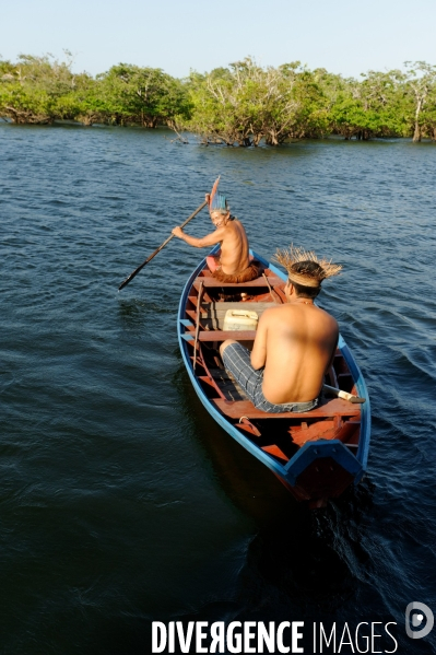 BRESIL Amazonie : Peuple MUNDURUCU du rio Tapajos