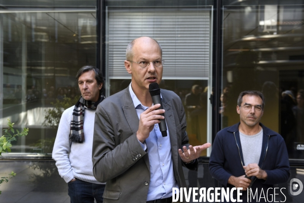 Plan social au groupe L Express. AG des salariés