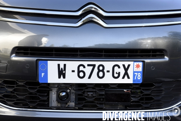 Voiture autonome Citroën dans la circulation