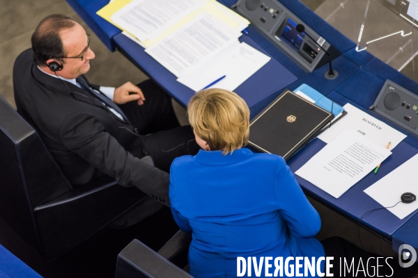 Francois Hollande et Angela Merkel au Parlement Européen