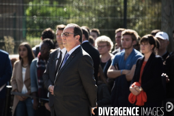 Hollande au Mémorial du camp des Milles