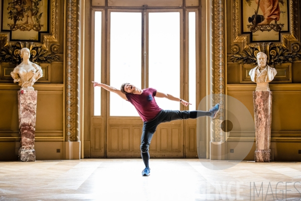 20 danseurs pour le XXe siècle / Boris Charmatz