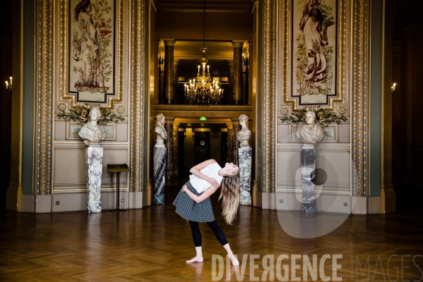 20 danseurs pour le XXe siècle / Boris Charmatz