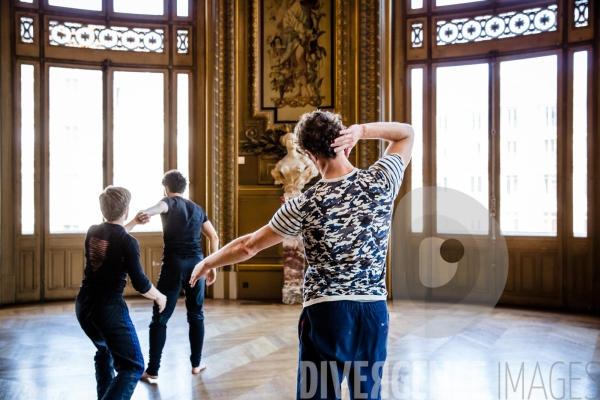 20 danseurs pour le XXe siècle / Boris Charmatz