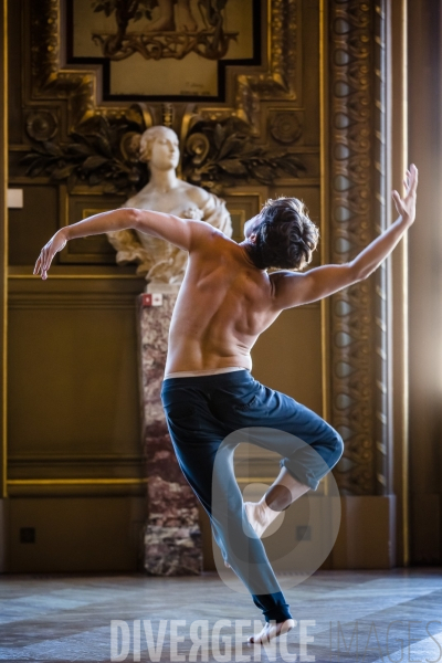 20 danseurs pour le XXe siècle / Boris Charmatz