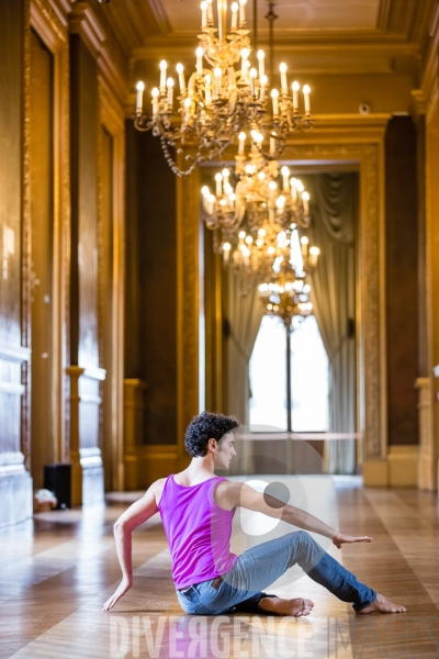 20 danseurs pour le XXe siècle / Boris Charmatz