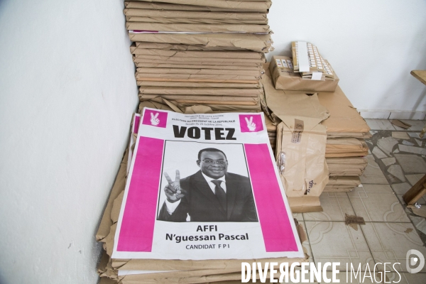 Elections présidentielles ivoiriennes 2015 / Carnet de campagne