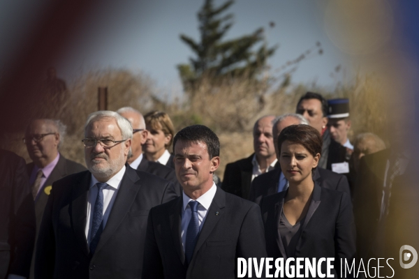 Manuel Valls au mémorial de Rivesaltes