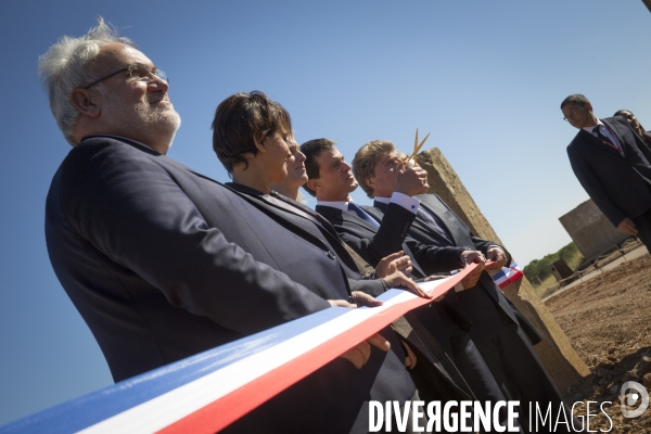 Manuel Valls au mémorial de Rivesaltes