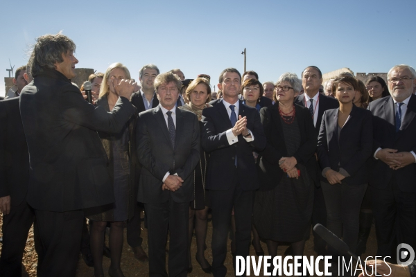 Manuel Valls au mémorial de Rivesaltes