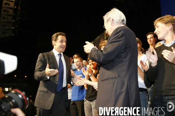 Nicolas sarkozy: meeting a rouen avec le depute-maire pierre albertini(udf) et co-organisateur de la campagne de francois bayrou