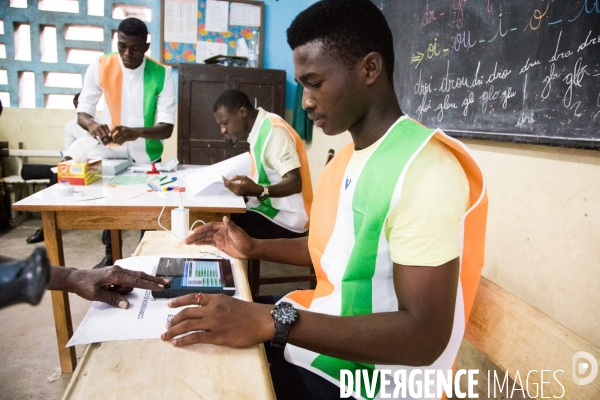 Jour de vote à Abidjan / Elections ivoiriennes 2015