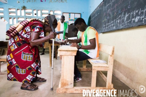 Jour de vote à Abidjan / Elections ivoiriennes 2015