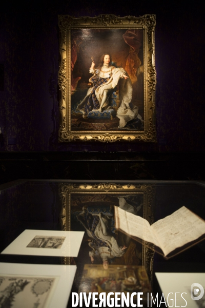 Exposition   Le roi est mort   au Château de Versailles pour le tricentenaire des funérailles de LOUIS XIV.