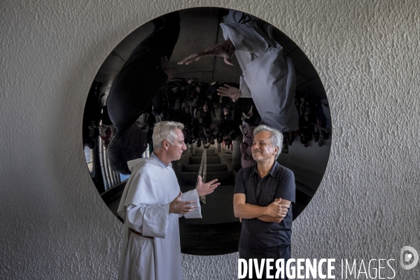 Anish Kapoor au couvent de la Tourette Le Corbusier.