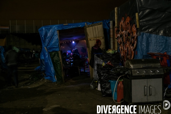 La vie dans la jungle de Calais