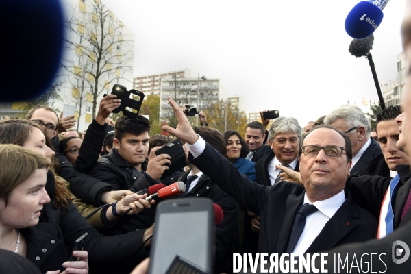 François HOLLANDE visite le quartier rénové de Trèves-Fribourg