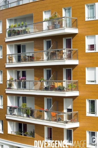 Illustration Octobre 2015.Les immeubles de logements de l eco quartier du fort numerique a Issy les Moulineaux