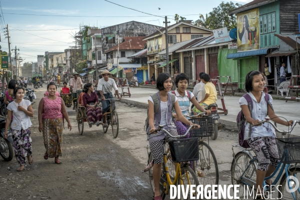 Birmanie : Rohingyas, une minorité sans voix.