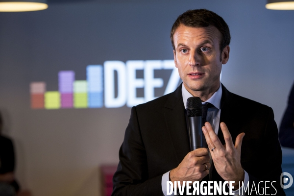 Emmanuel MACRON, le Ministre de l Économie, de l Industrie et du Numérique visite les locaux de DEEZER dans le cadre du projet de loi  #NOE (Nouvelles Opportunités Economiques)