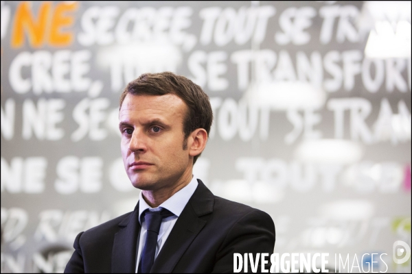 Emmanuel MACRON, le Ministre de l Économie, de l Industrie et du Numérique visite les locaux du site   Leboncoin.fr    dans le cadre du projet de loi  #NOE (Nouvelles Opportunités Economiques)