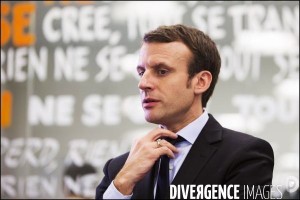 Emmanuel MACRON, le Ministre de l Économie, de l Industrie et du Numérique visite les locaux du site   Leboncoin.fr    dans le cadre du projet de loi  #NOE (Nouvelles Opportunités Economiques)