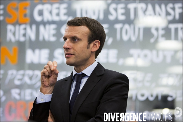 Emmanuel MACRON, le Ministre de l Économie, de l Industrie et du Numérique visite les locaux du site   Leboncoin.fr    dans le cadre du projet de loi  #NOE (Nouvelles Opportunités Economiques)