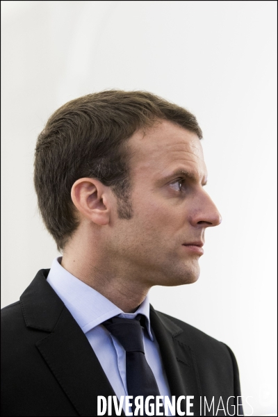 Emmanuel MACRON, le Ministre de l Économie, de l Industrie et du Numérique visite les locaux du site   Leboncoin.fr    dans le cadre du projet de loi  #NOE (Nouvelles Opportunités Economiques)