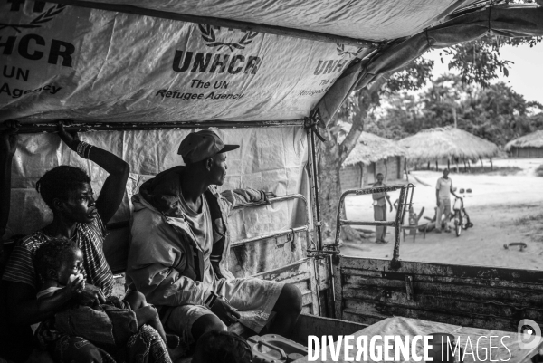 Refugees from car just arrived in the unhcr bili camp, in north congo drc.