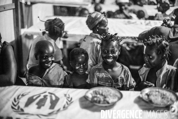 Refugees from car just arrived in the unhcr bili camp, in north congo drc.