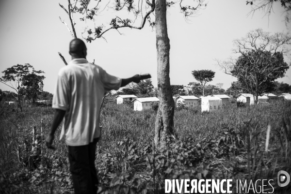 Refugees from car just arrived in the unhcr bili camp, in north congo drc.