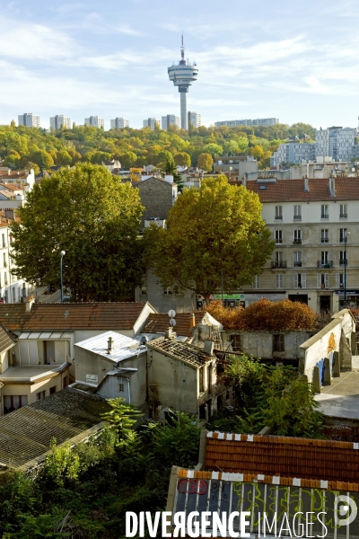 Ilustration Octobre 2015.Vue des immeubles de l  avenue Jean Lolive vers les hauteurs de Romainville.