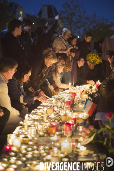 Place de la République : hommage aux victimes des attentats