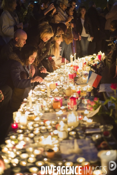 Place de la République : hommage aux victimes des attentats