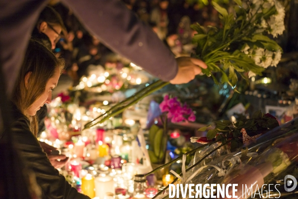 Place de la République : hommage aux victimes des attentats