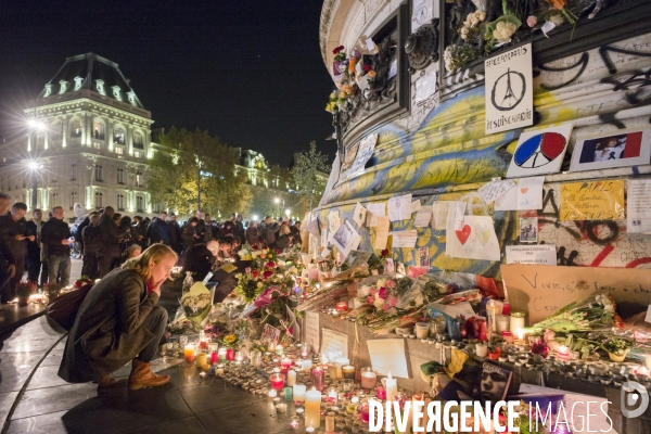 Place de la République : hommage aux victimes des attentats