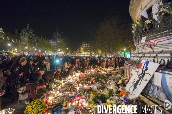 Place de la République : hommage aux victimes des attentats