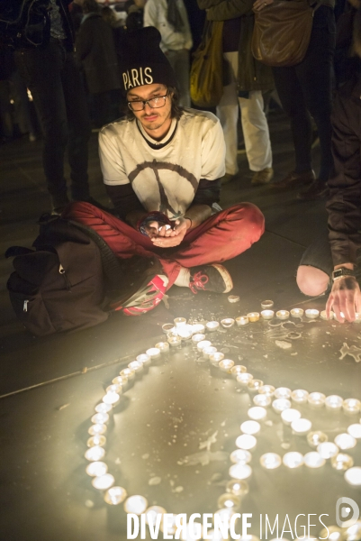 Place de la République : hommage aux victimes des attentats