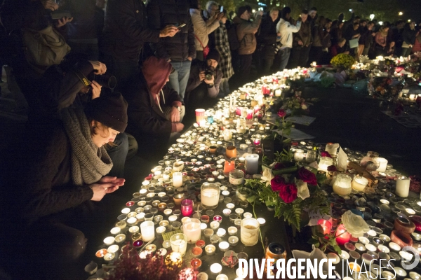 Place de la République : hommage aux victimes des attentats