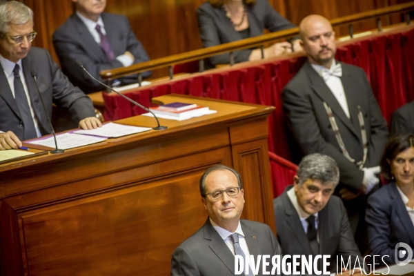 François Hollande s adresse au congrès.