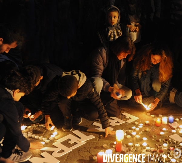 Hommage aux victimes de Paris